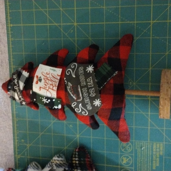 Upcycled Christmas Tree - Picture 2 of 3